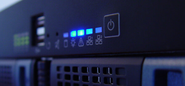 Assistenza e manutenzione Server a Roma. Consulenza su Server aziendali e reti informatiche.